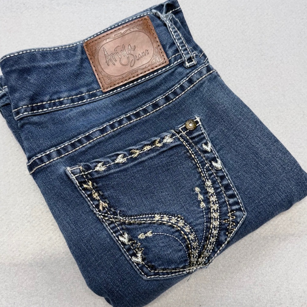 Y2K Ariya Jeans Women 7/8 Blue Denim Low Rise Bootcut Embroidered Boho